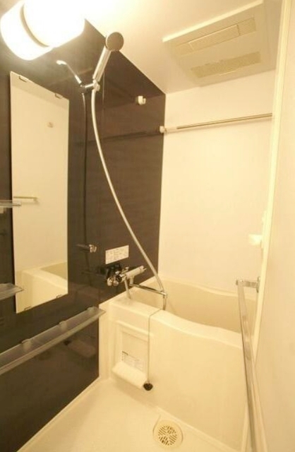 バス・シャワールーム　同仕様写真