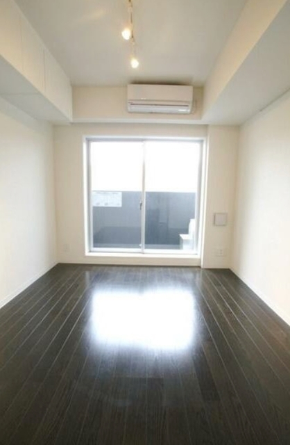 居室・リビング　同仕様写真