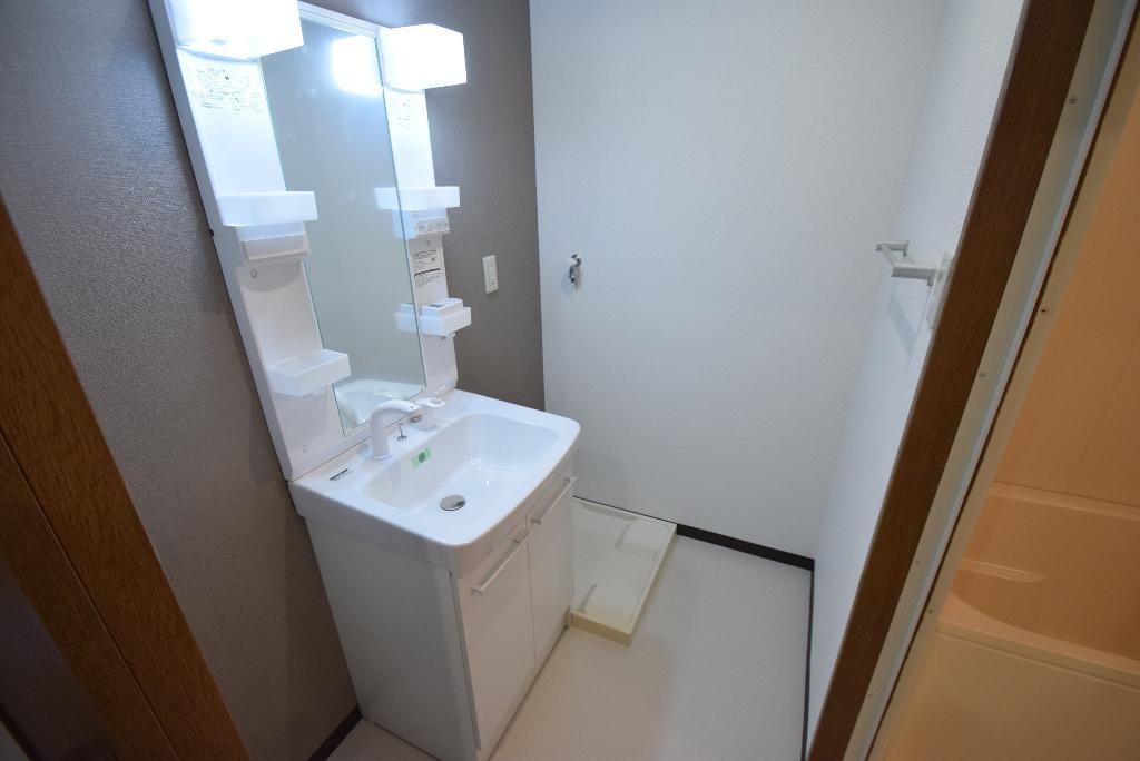 洗面設備　洗髪洗面化粧台