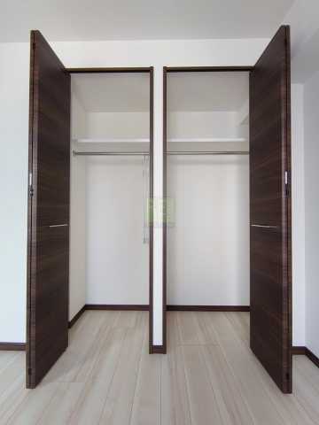 収納　写真反転