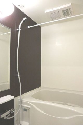 バス・シャワールーム　ゆったり過ごせるお風呂です