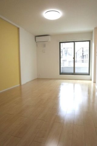 居室・リビング　おしゃれな居間です