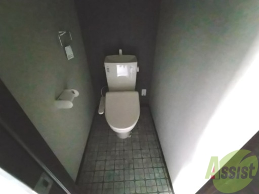 トイレ　トイレです。ウォシュレット付を探している方、おすすめです。