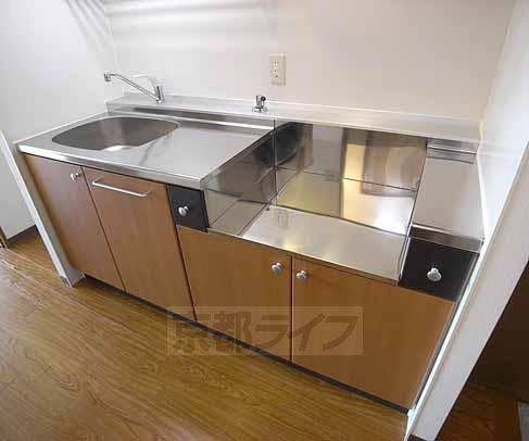 キッチン　大きなキッチンが特徴