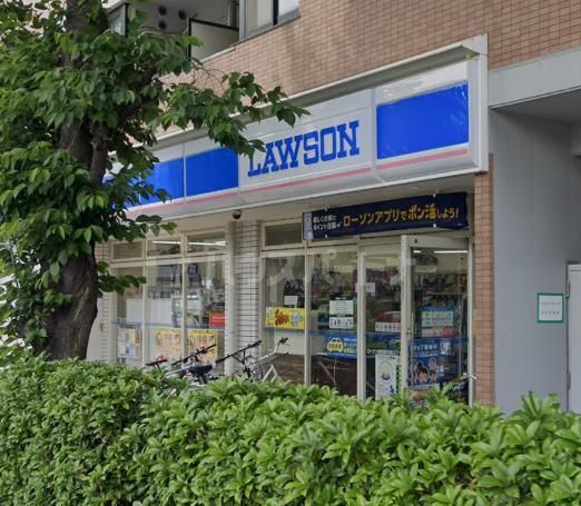 コンビニ　ローソン練馬春日町3丁目店（コンビニ）まで120m