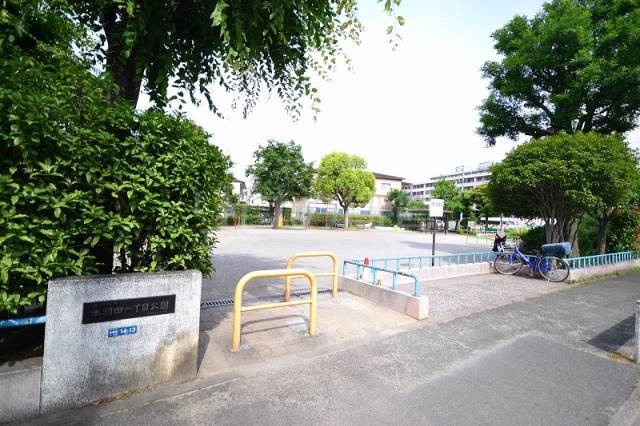 警察署・交番　本羽田一丁目公園（警察署・交番）まで49m