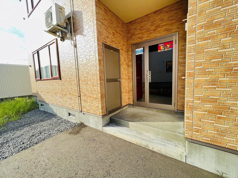 エントランス　エントランス