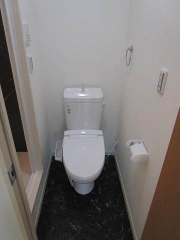 トイレ　他号室参考写真