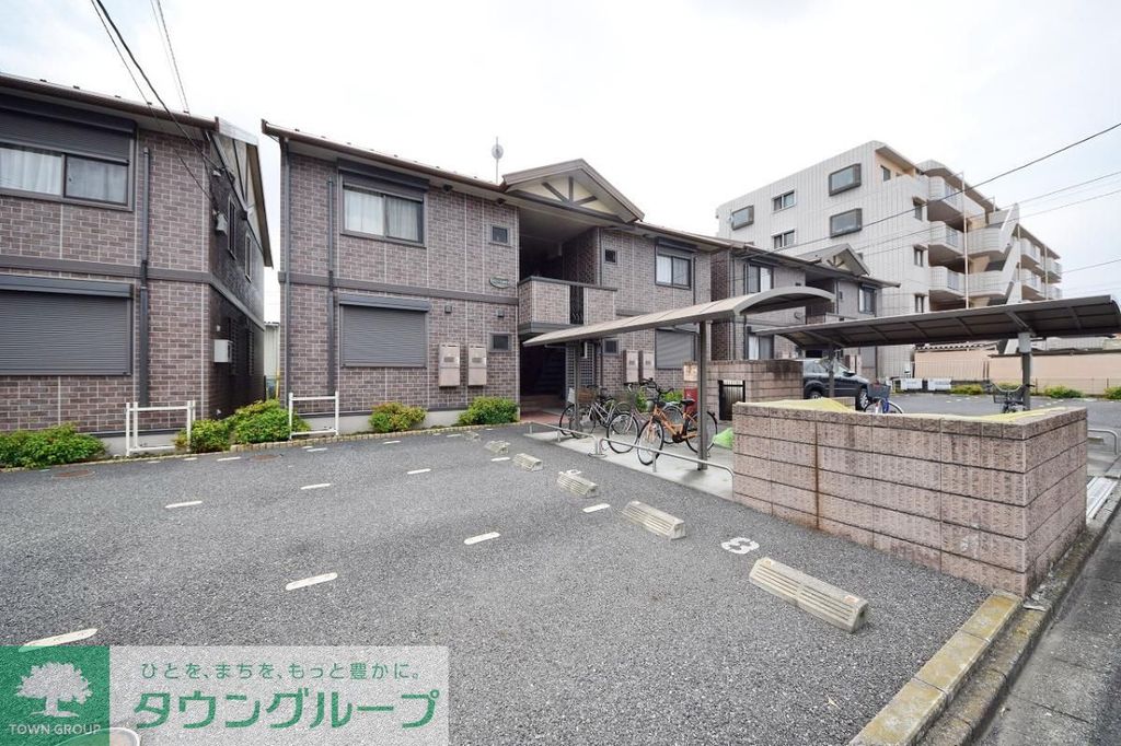 駐車場　駐車場