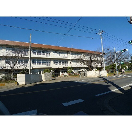 中学校　野田市立第二中学校（中学校）まで1343m