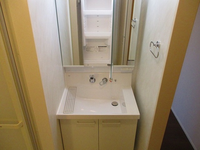 洗面設備　洗髪洗面化粧台