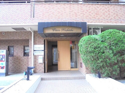 エントランス　エントランス外観　※2025.5撮影