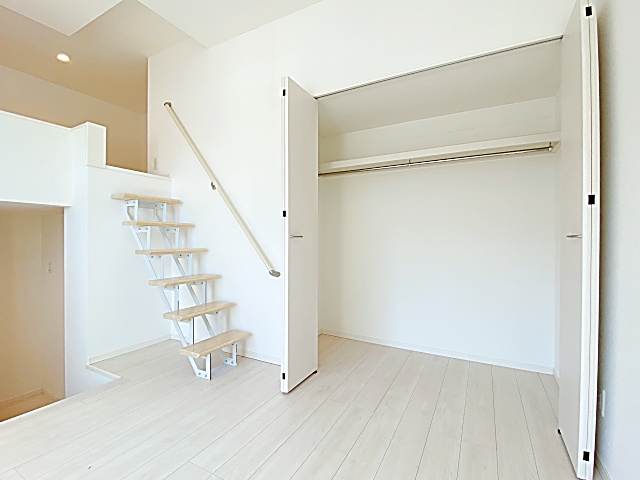 収納　退去前の為、室内写真は202号室のものになります