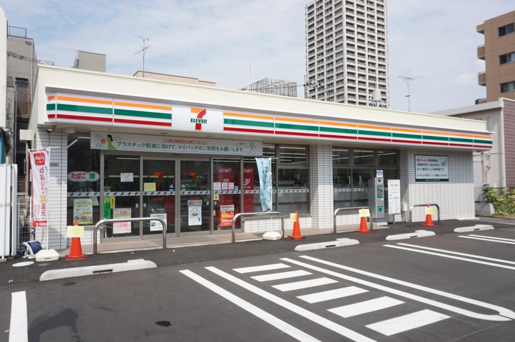 コンビニ　セブンイレブン 足立竹ノ塚駅南店（コンビニ）まで209m