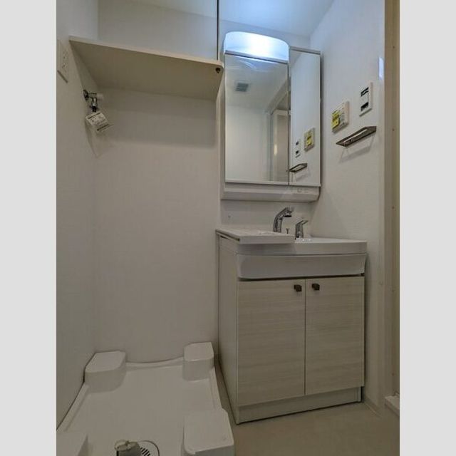 洗面設備　洗面脱衣所付き！独立洗面台が便利です♪♪