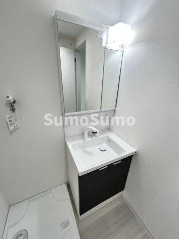 洗面設備　脱衣スペースもあります