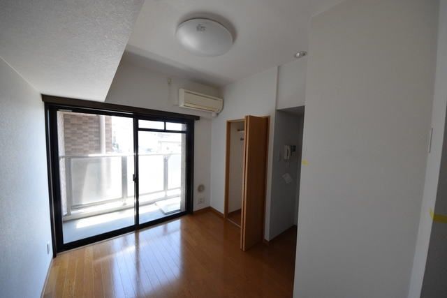 居室・リビング　洋室