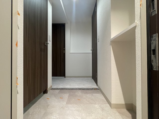 玄関　収納もある玄関です