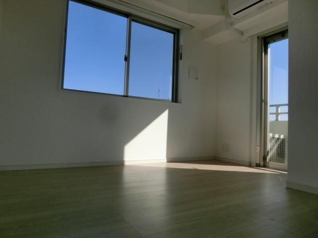 居室・リビング　居室