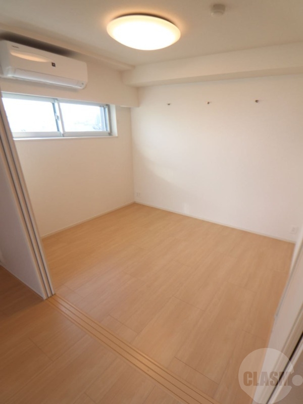 その他部屋・スペース　６帖の洋室です