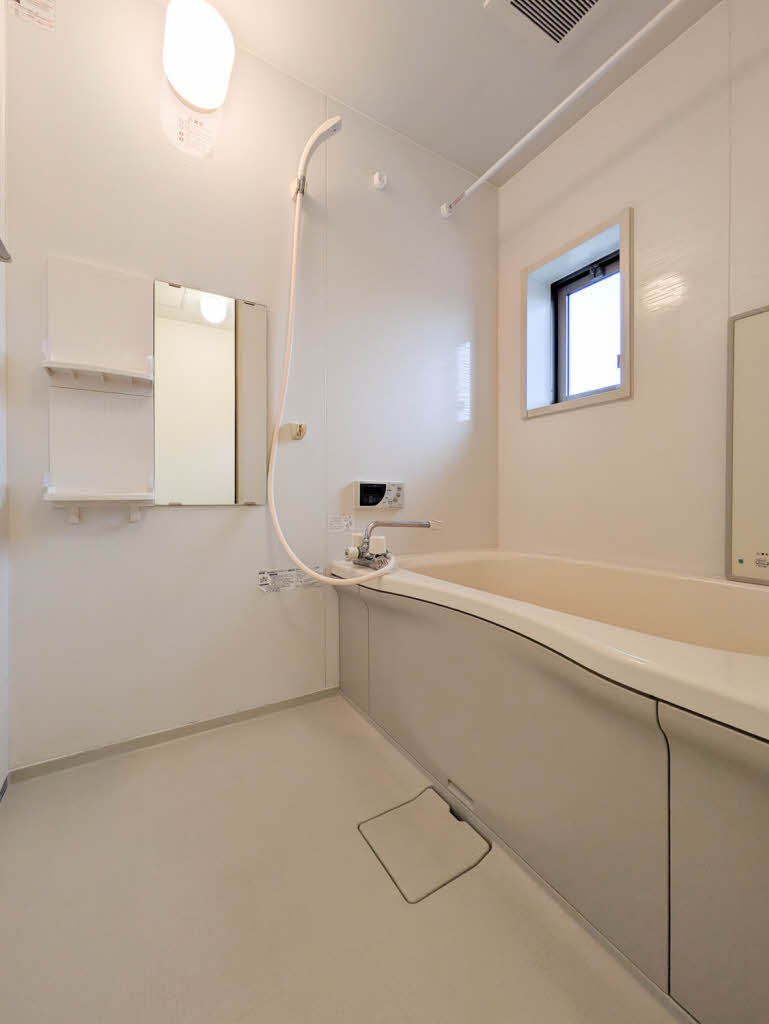 バス・シャワールーム　きれいなお風呂です