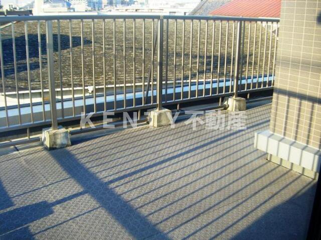 バルコニー　広々としたバルコニーです