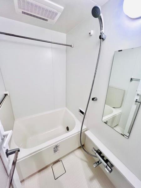 バス・シャワールーム　お風呂です