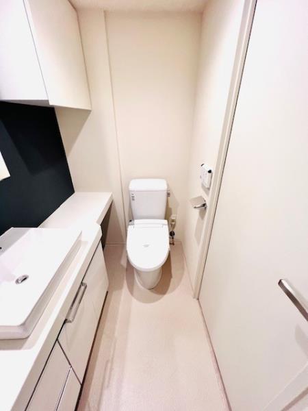 トイレ　清潔感のあるトイレです