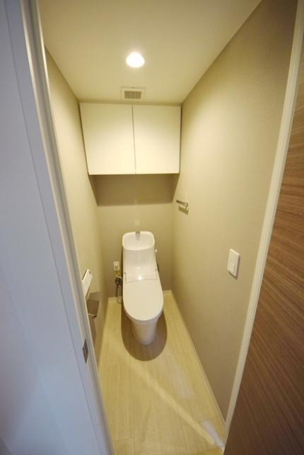トイレ　※別部屋の参考写真です。
