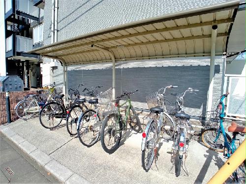 その他共有部分　駐輪場完備