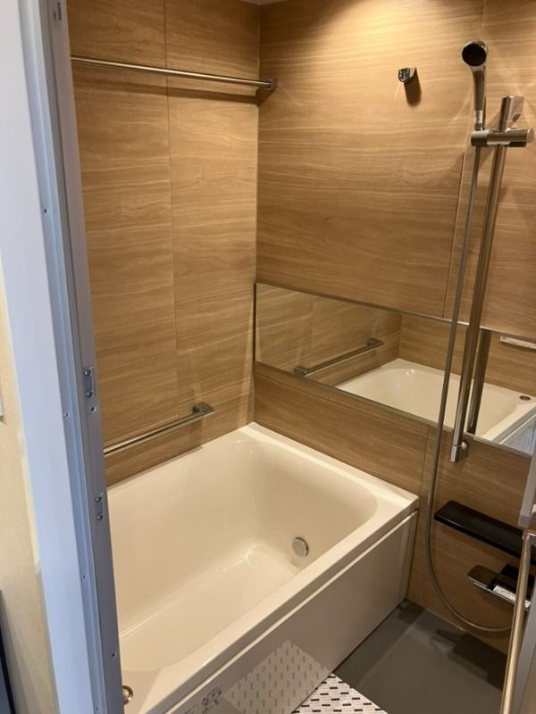 バス・シャワールーム　日々の疲れを癒すお風呂付です