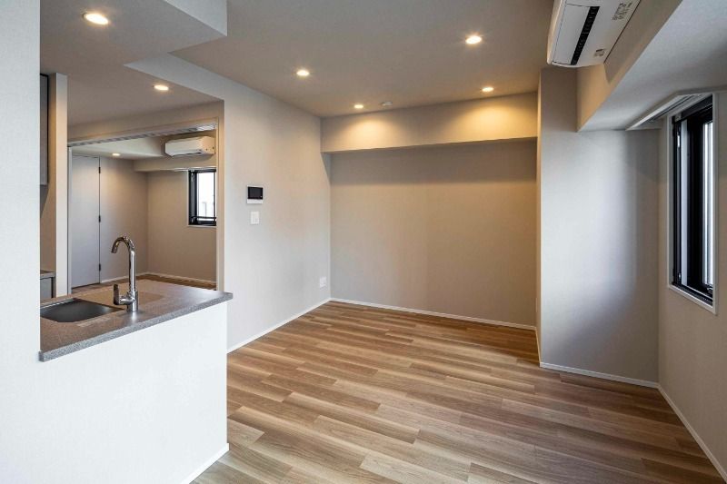 居室・リビング　こちらのリビングで趣味の時間をお楽しみください