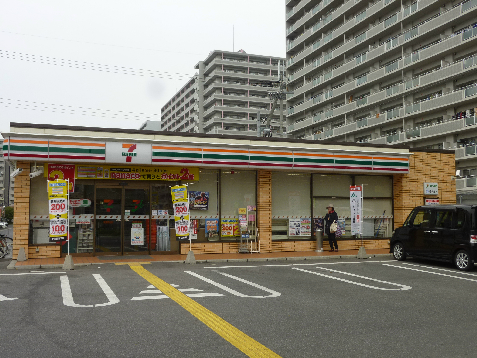 コンビニ　セブンイレブン 栗東駅前店（コンビニ）まで483m