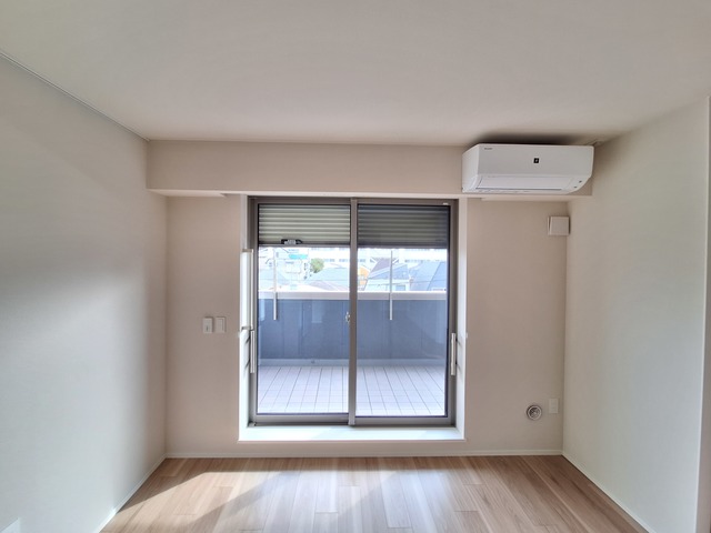 その他部屋・スペース　便利な室内物干しフック付き