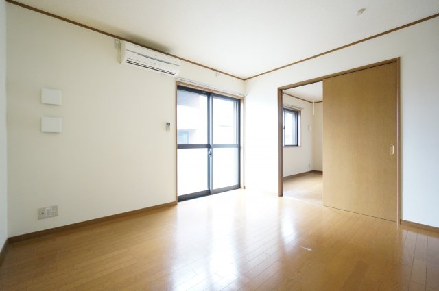 その他　※同タイプの写真です。