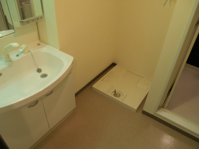 洗面設備　同施工会社施工物件の参考写真になります※現況優先