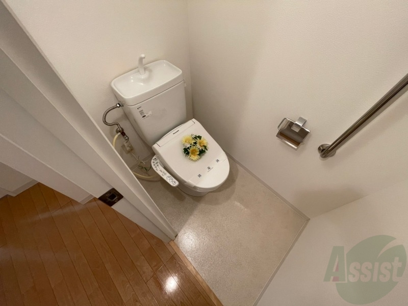 トイレ　トイレです。ウォシュレット付を探している方、おすすめです。