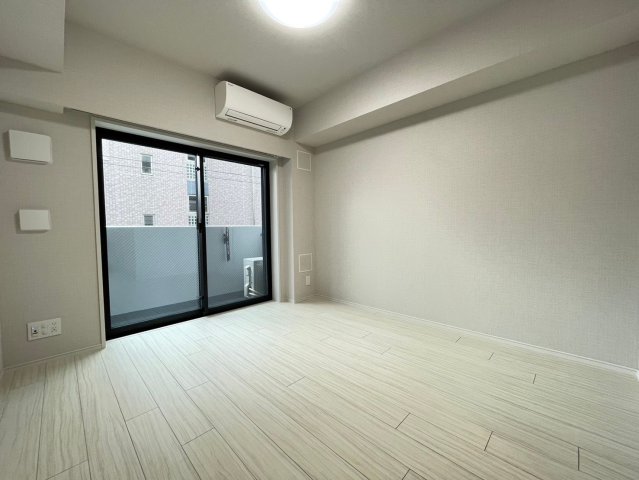 居室・リビング　ゆったり過ごせる居間です