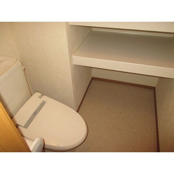 トイレ　参考写真