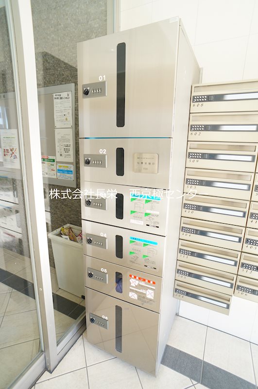 エントランス　便利な宅配BOX★