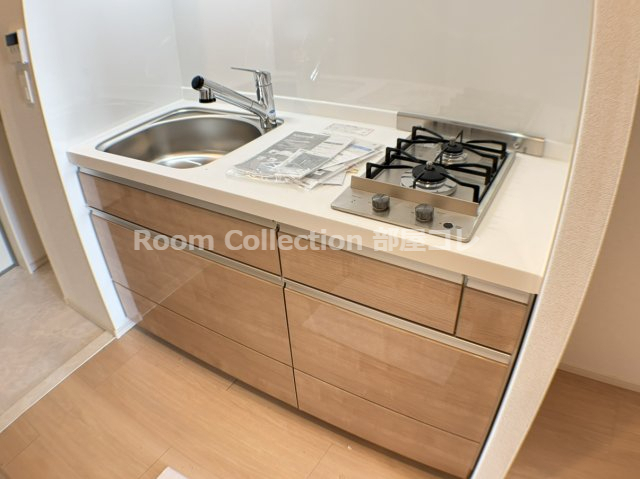 キッチン　同物件他部屋写真 反転の場合有現況優先