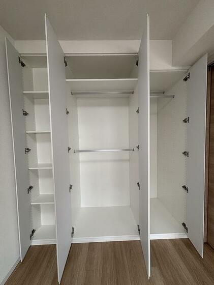 収納　洋室４．７帖の収納