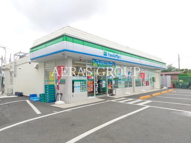 コンビニ　ファミリーマート八潮大原店（コンビニ）まで585m