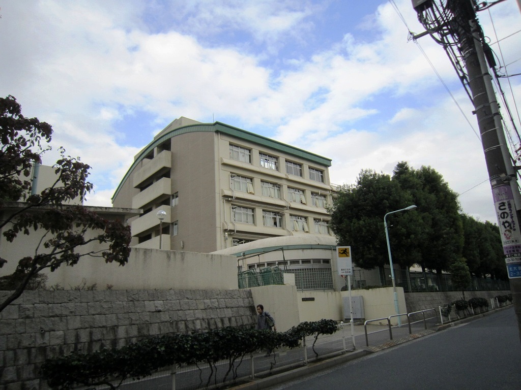 高校・高専　文京高等学校（高校・高専）まで508m