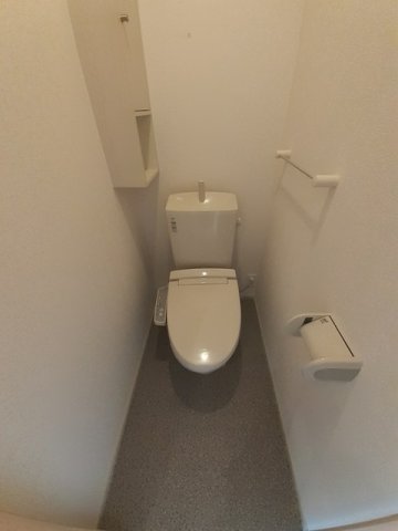 トイレ　ゆったりとした空間のトイレです
