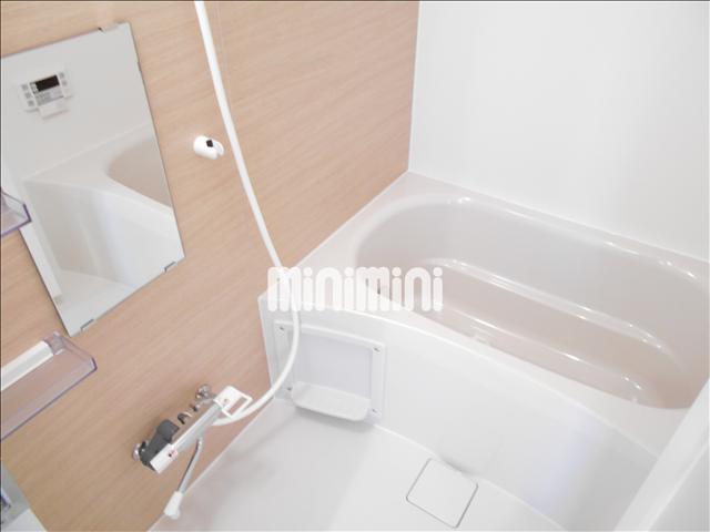 バス・シャワールーム　追い炊き機能付きのバス