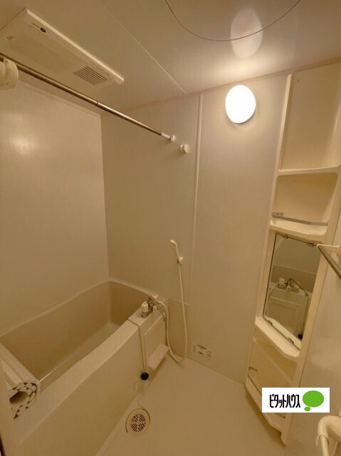 バス・シャワールーム　浴室（浴室換気乾燥機）