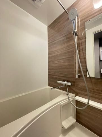 バス・シャワールーム　写真は同タイプ住居です。