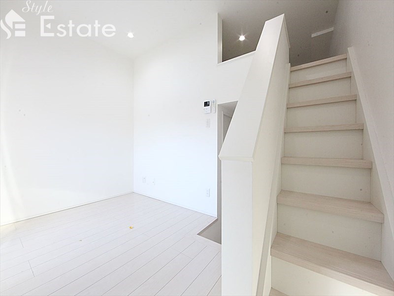 居室・リビング　内装