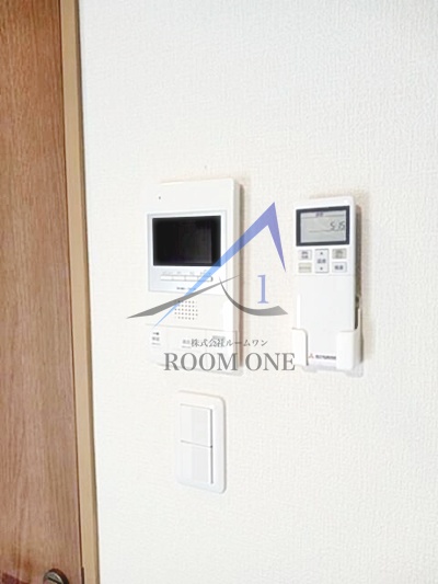 セキュリティ　モニター付きインターホンです。